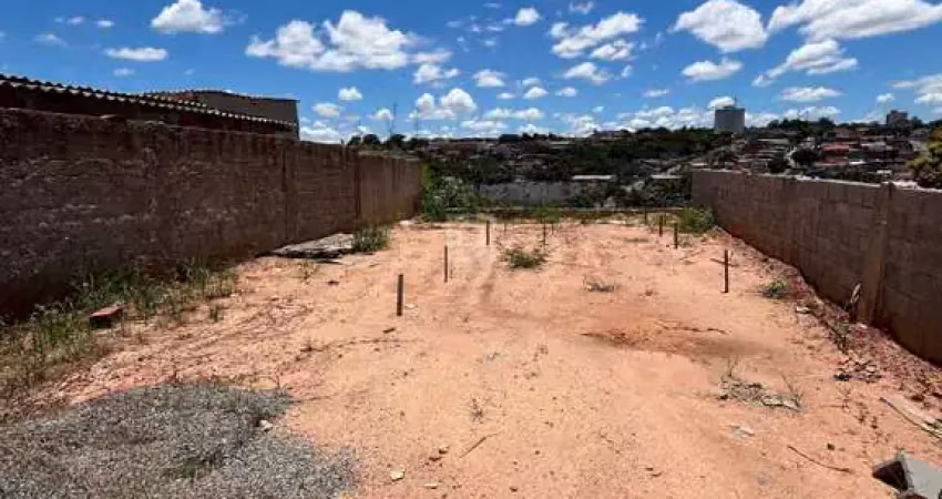 Terreno à venda no Jardim Wanel Ville V, Sorocaba 