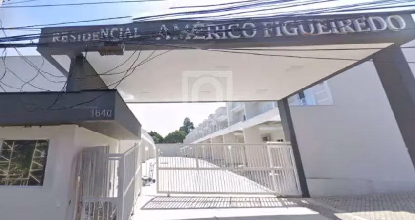 Sobrado em condomínio no residencial américo figueiredo sorocaba
