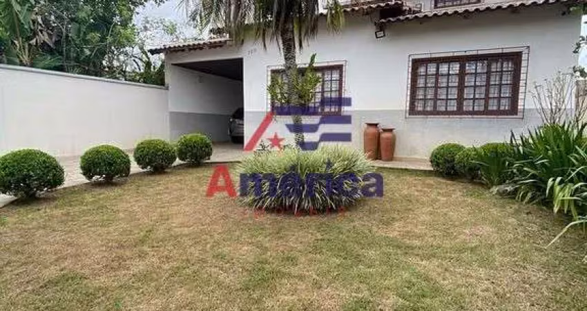 Casa com 4 quartos à venda no Parque Agari, Paranaguá 