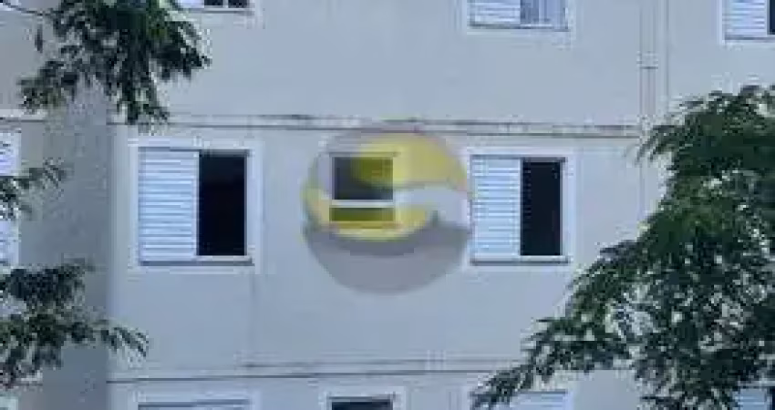 Apartamento novo, com 02 dormitórios e ótima localização.
