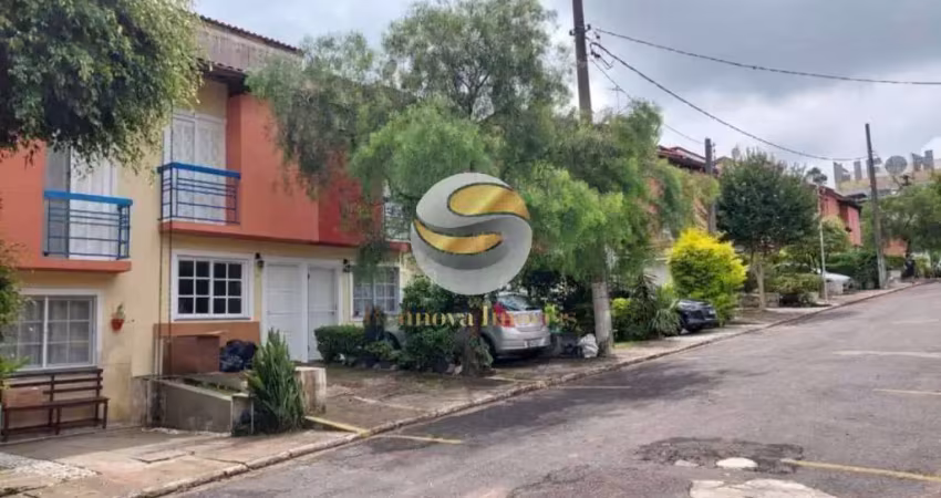 Casa 2 dormitórios, planejados, quintal, churrasqueira oportunidade