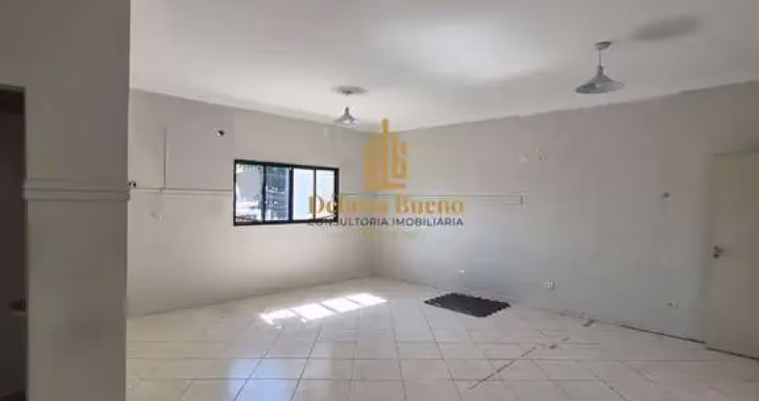 'sala comercial ampla no boqueirão – 60m², 2 banheiros, localização top'