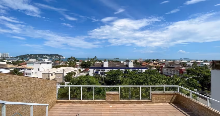 COBERTURA DUPLEX À VENDA NA ENSEADA