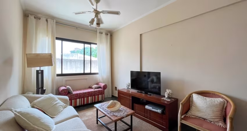 APARTAMENTO NA QUADRA DA PRAIA