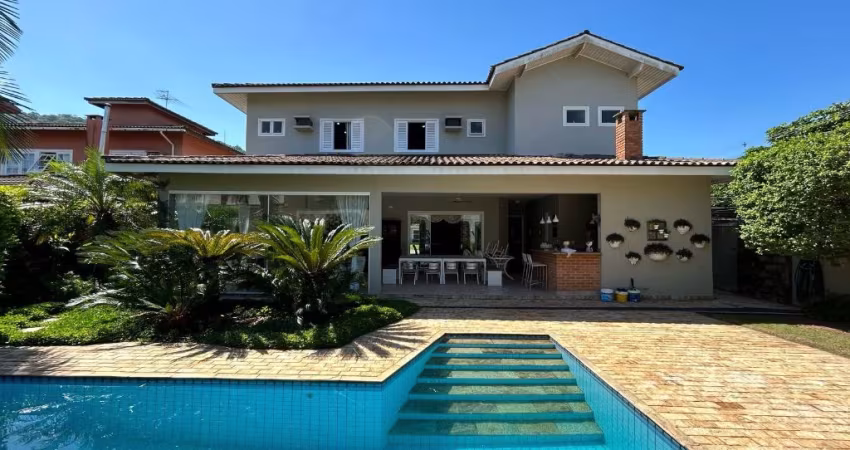 CASA A VENDA EM CONDOMINIO