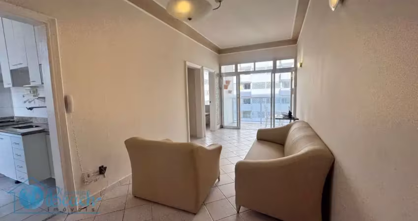 Apartamento à venda nas pitangueiras, em excelente localização, a apenas 1 quadra do mar.