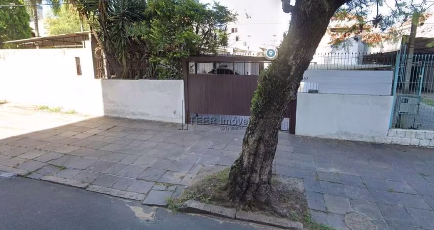 Terreno à venda no bairro Passo da Areia - Porto Alegre/RS