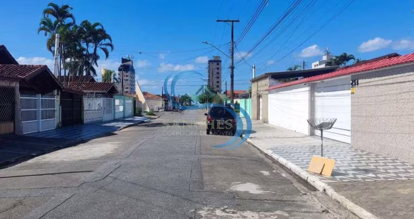 Casa com 4 quartos, Imperador, Praia Grande - R$ 900 mil, Cod: 4195