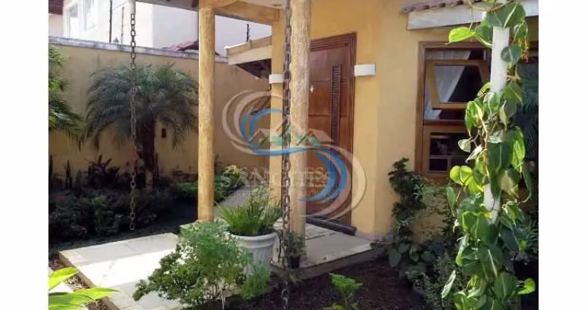 Casa com 2 quartos à venda na Avenida Presidente Kennedy, 15375, Balneário Flórida, Praia Grande