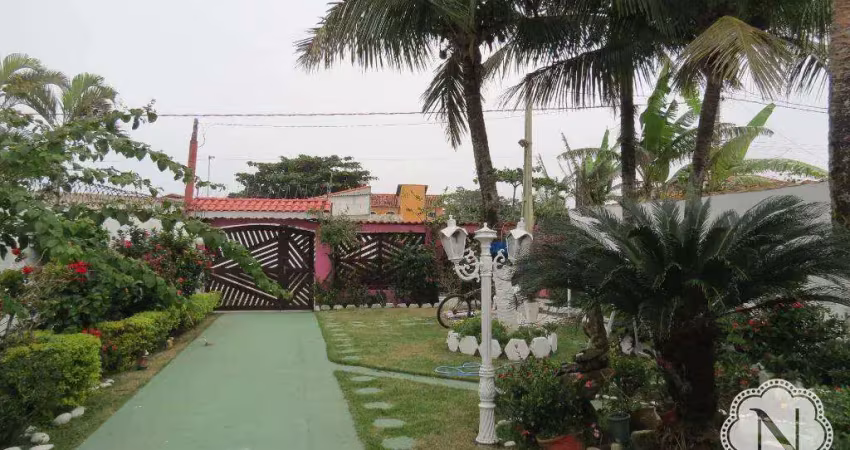 Casa à venda com 3 quartos no bairro Jamaica (Praia)
