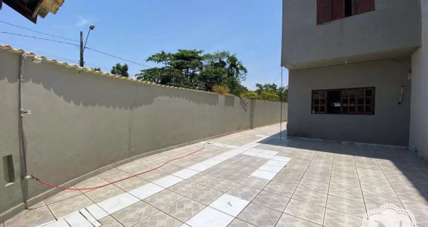 Sobrado à venda com 3 quartos no bairro Cibratel II