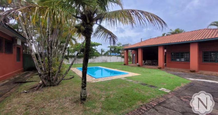 Casa à venda com 4 quartos no bairro Centro