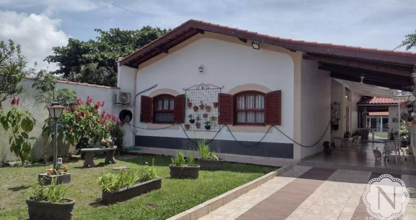 Casa à venda com 3 quartos no bairro Jardim Suarão (Praia)