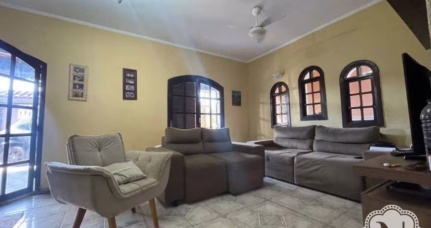 Casa à venda com 3 quartos no bairro Cibratel I