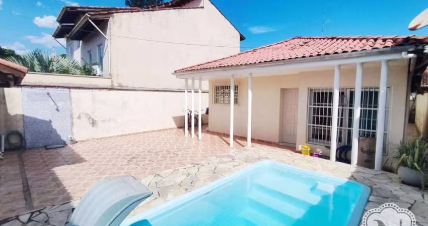 Casa à venda com 4 quartos no bairro Suarão