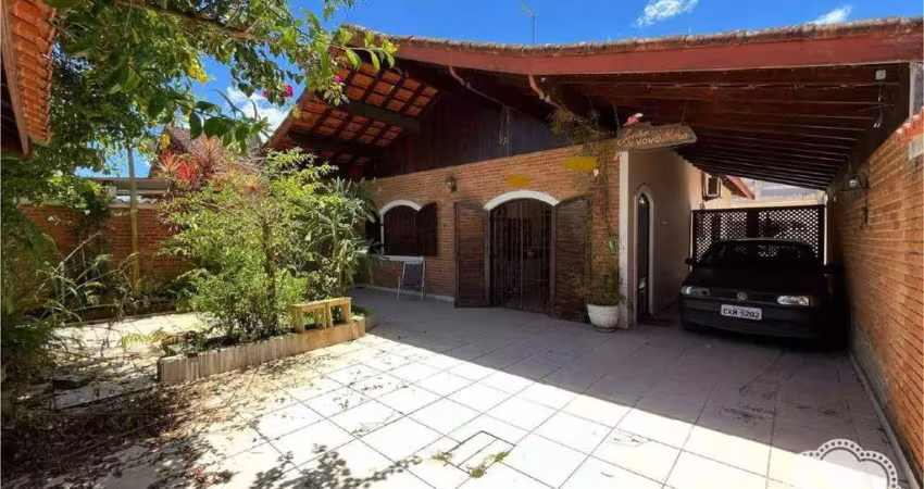 Casa à venda com 2 quartos no bairro gaivota (praia)