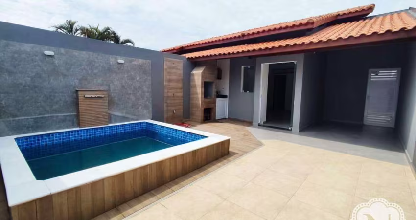 Casa à venda com 3 quartos no bairro Nova Itanhaém (Interior)