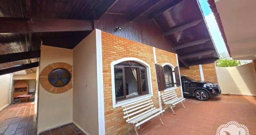 Casa à venda com 4 quartos no bairro Jardim Suarão (Praia)