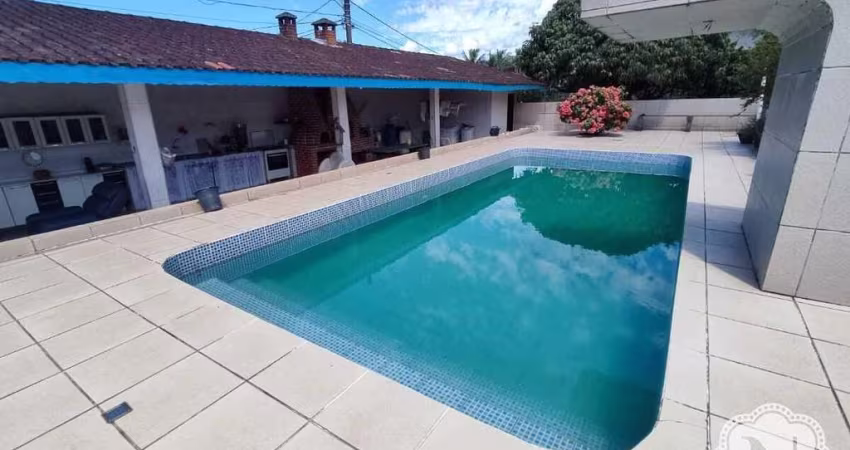Casa à venda com 4 quartos no bairro Loty