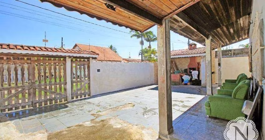 Casa lado praia 2 quartos.