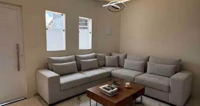 Casa térrea à venda com 2 quartos, suíte, piscina e área gourmet no jardim magalhães – itanhaém
