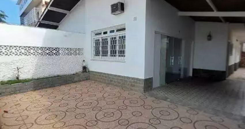 Sobrado para aluguel com 5 quartos no bairro centro