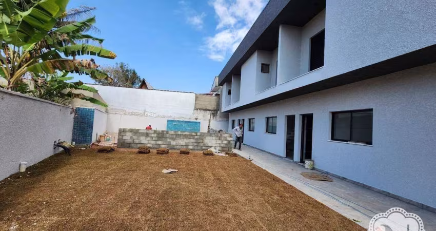 Sobrado à venda com 3 quartos no bairro Bopiranga
