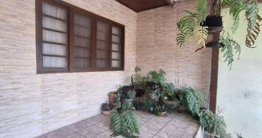 Casa á venda 3 quartos bairro Corumbá