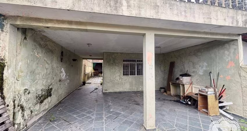 Sobrado à venda com 4 quartos no bairro Suarão