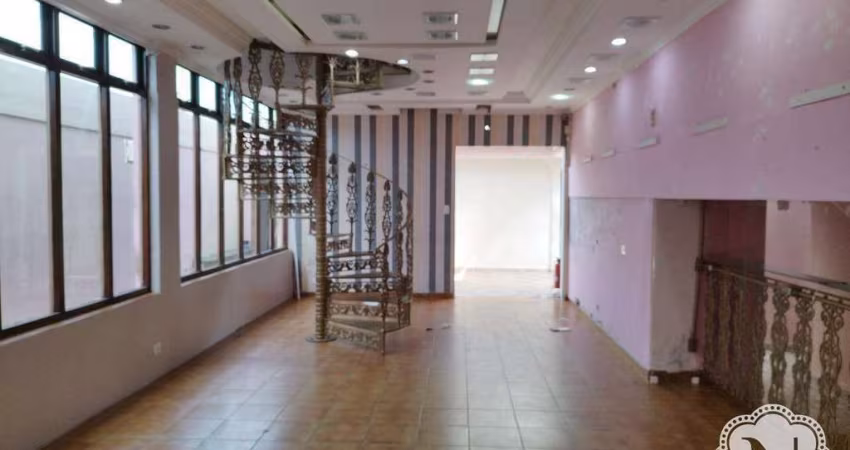 Casa para aluguel com 4 quartos no bairro Centro