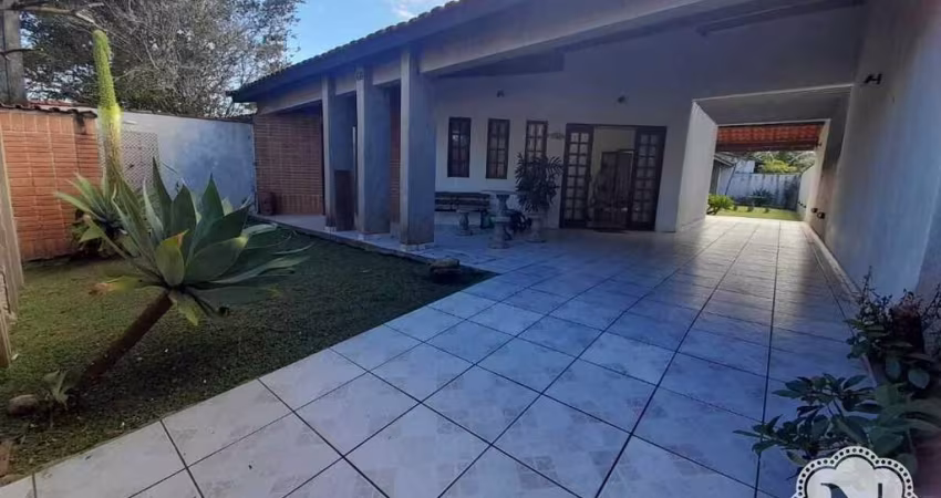 Casa à venda com 3 quartos no bairro Bopiranga