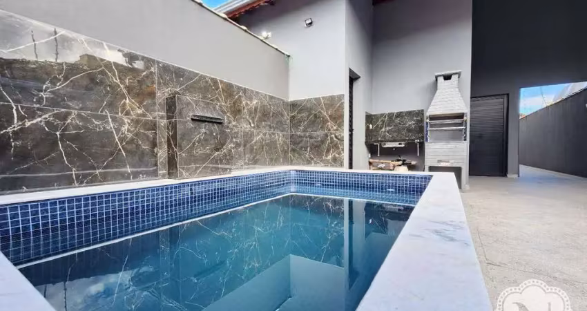 Casa à venda com 2 quartos no bairro Nova Itanhaém (Interior)