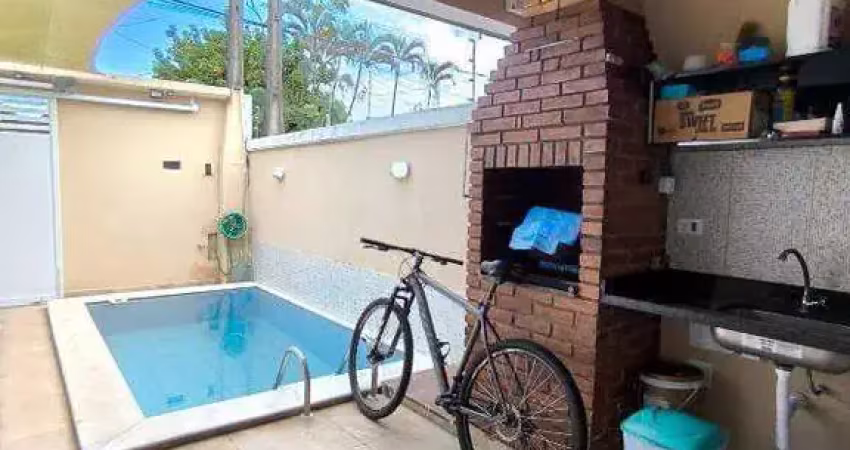 Casa à venda com 2 quartos no bairro Nova Itanhaém (Praia)