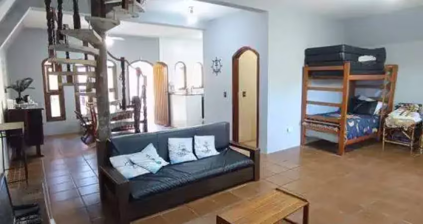 Sobrado à venda com 2 quartos no bairro jardim regina