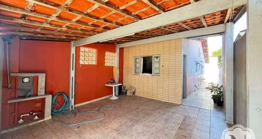 Casa com 2 quartos à venda na Rua Roque Arrivabene, Belas Artes, Itanhaém