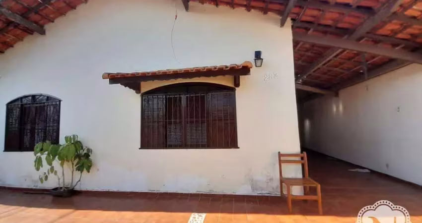 Casa com 3 quartos para alugar na Rua Itaguaçaba, Suarão, Itanhaém