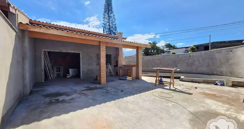 Casa à venda com 3 quartos no bairro gaivota (praia)