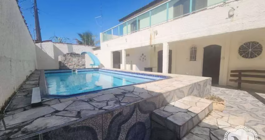 Sobrado à venda com 3 quartos no bairro nova itanhaém (interior)