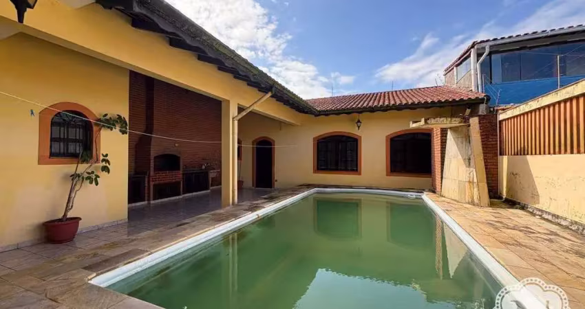 Casa com 5 quartos à venda na Avenida São Paulo, Vila Loty, Itanhaém