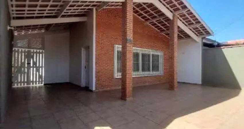 Casa com 3 quartos para alugar na Rua Professor Dinorah Cruz, Centro, Itanhaém