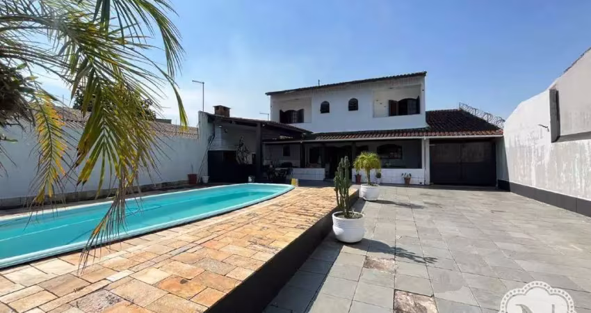 Sobrado à venda com 2 quartos no bairro nova itanhaém (interior)