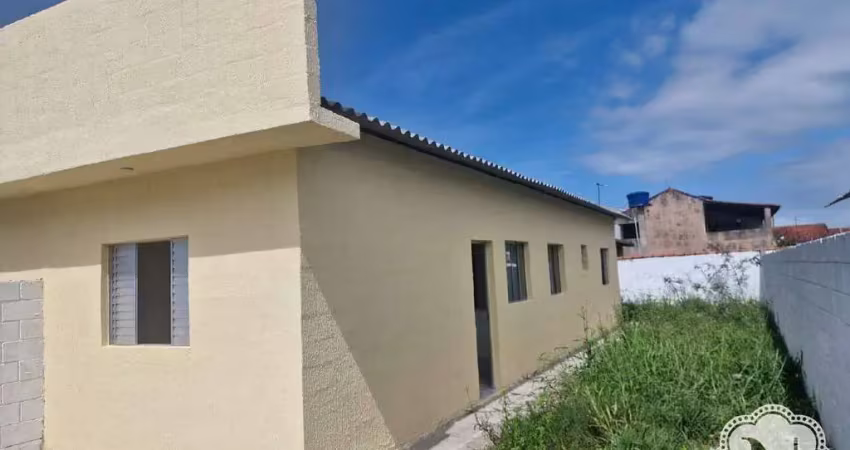 Casa à venda com 2 quartos no bairro gaivota (interior)
