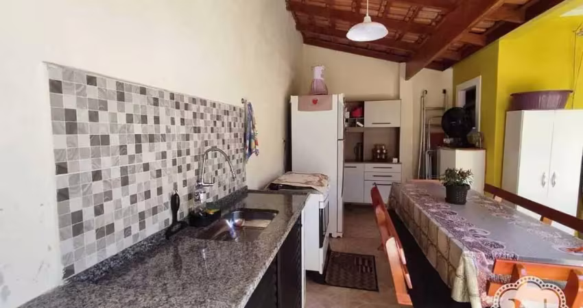 Casa à venda com 2 quartos no bairro nova itanhaém (interior)