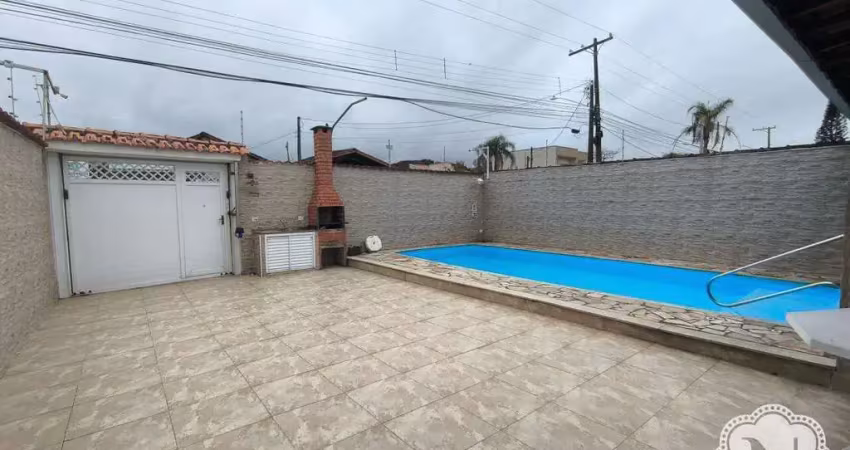 Casa à venda com 3 quartos no bairro nova itanhaém (praia)