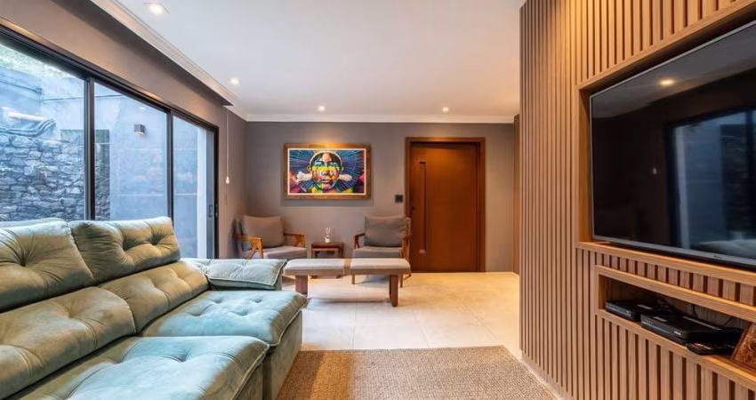Casa à venda em São Paulo, Planalto Paulista, com 3 quartos, 381m²