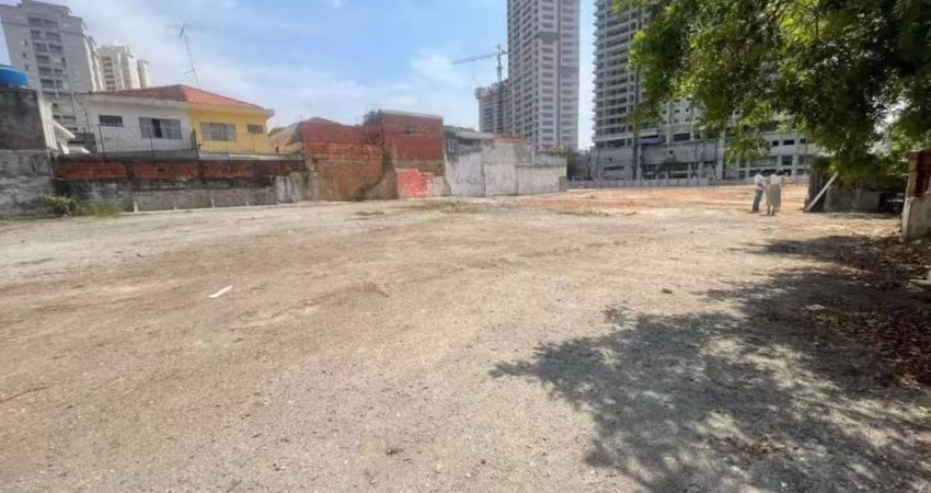 Excelente oportunidade de locação de um terreno com área total de 3.939m² localizado em uma região privilegiada de São Paulo