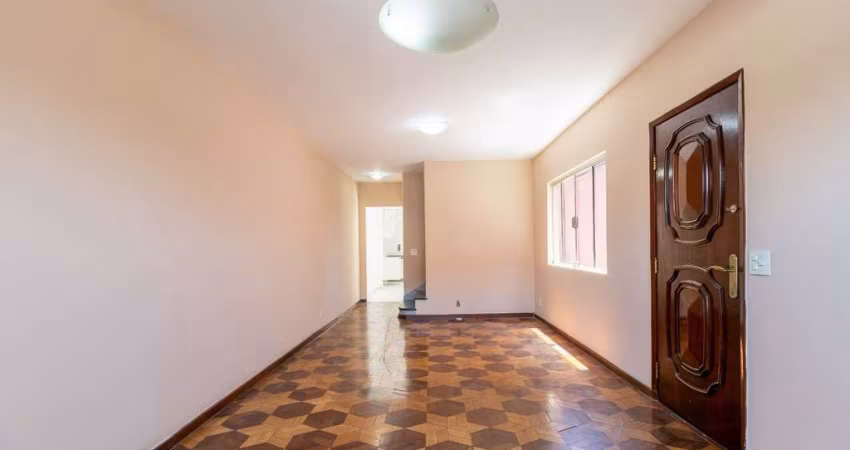 Casa com 3 quartos à venda na Rua Georgina de Albuquerque, Parque Jabaquara, São Paulo