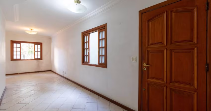 Casa com 2 quartos à venda na Rua Francisco Carvalho Henriques, Jardim Londrina, São Paulo