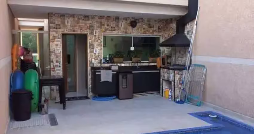 Não perca a oportunidade de conhecer este incrível sobrado no jardim penha com 3 suítes, 4 vagas, área de lazer com piscina e churrasqueira