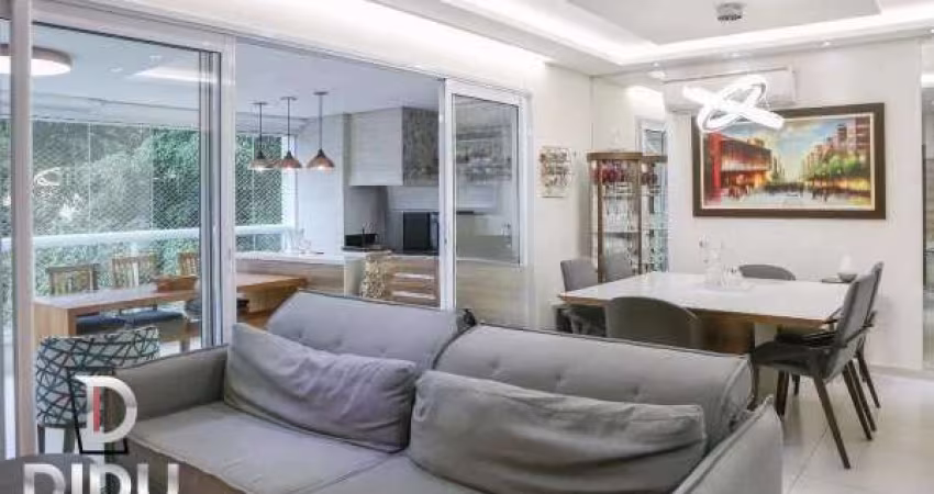 Apartamento Garden à venda em na Rua Faustolo , com 144,96 m² sendo 3 suítes, 4 vagas com depósisto, ampla sacada com churraqueira.